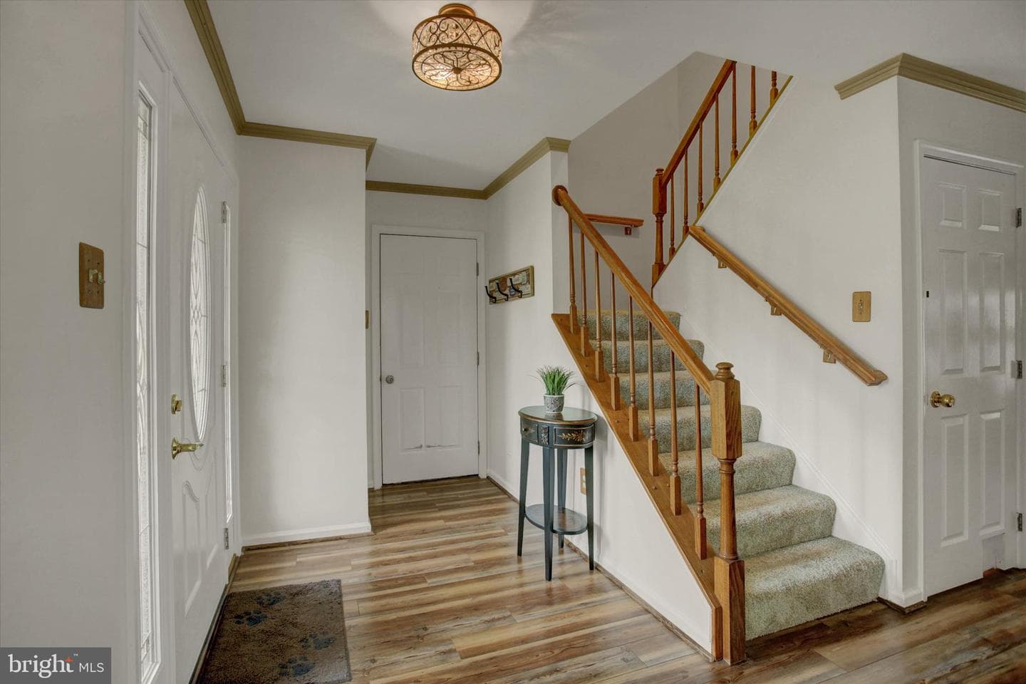 210 Burlington Avenue photo 6
