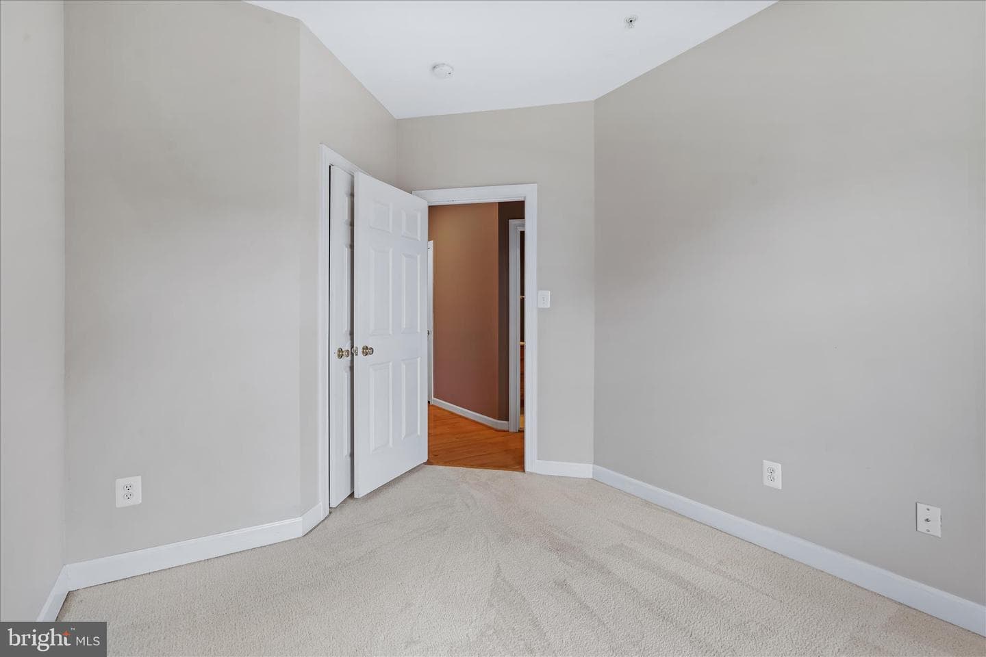 9393 Penrose Street photo 26