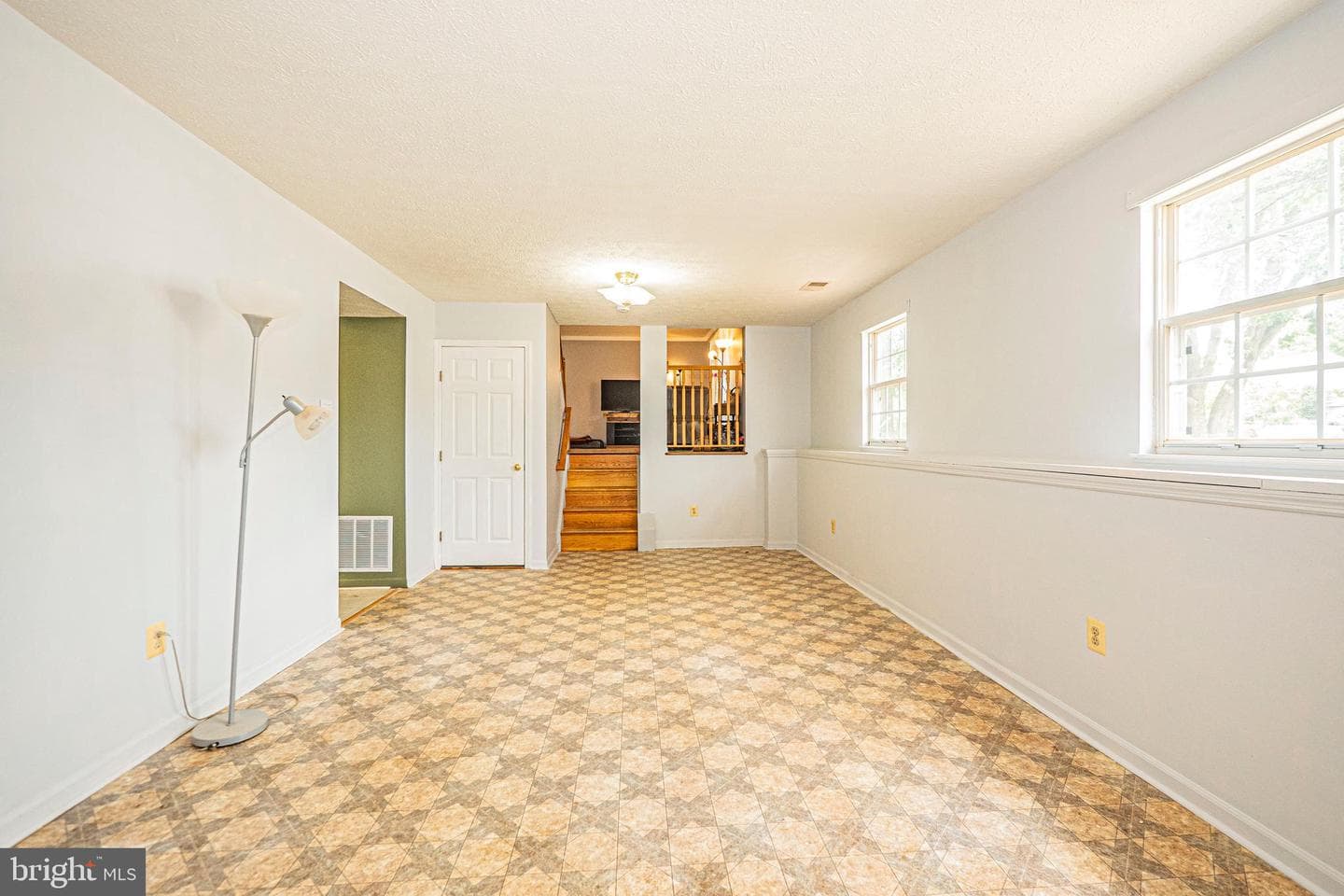 502 Teal Court photo 32