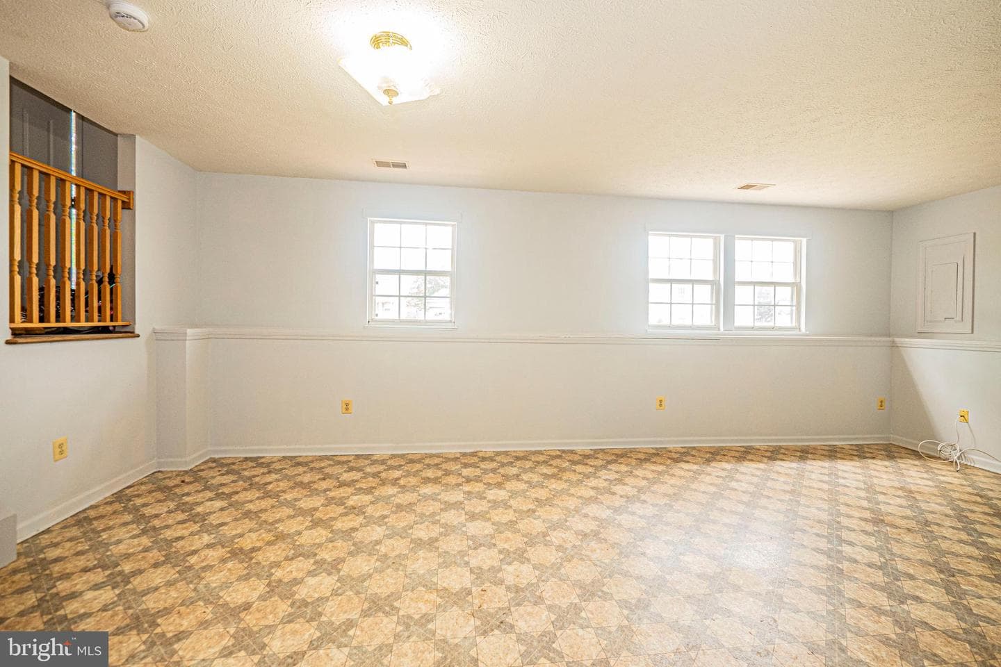 502 Teal Court photo 33