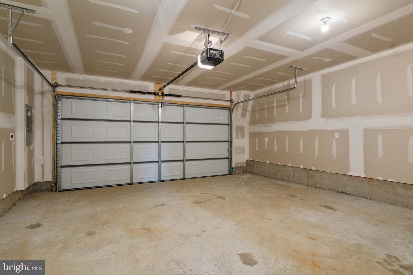 434 Ensemble Way photo 4