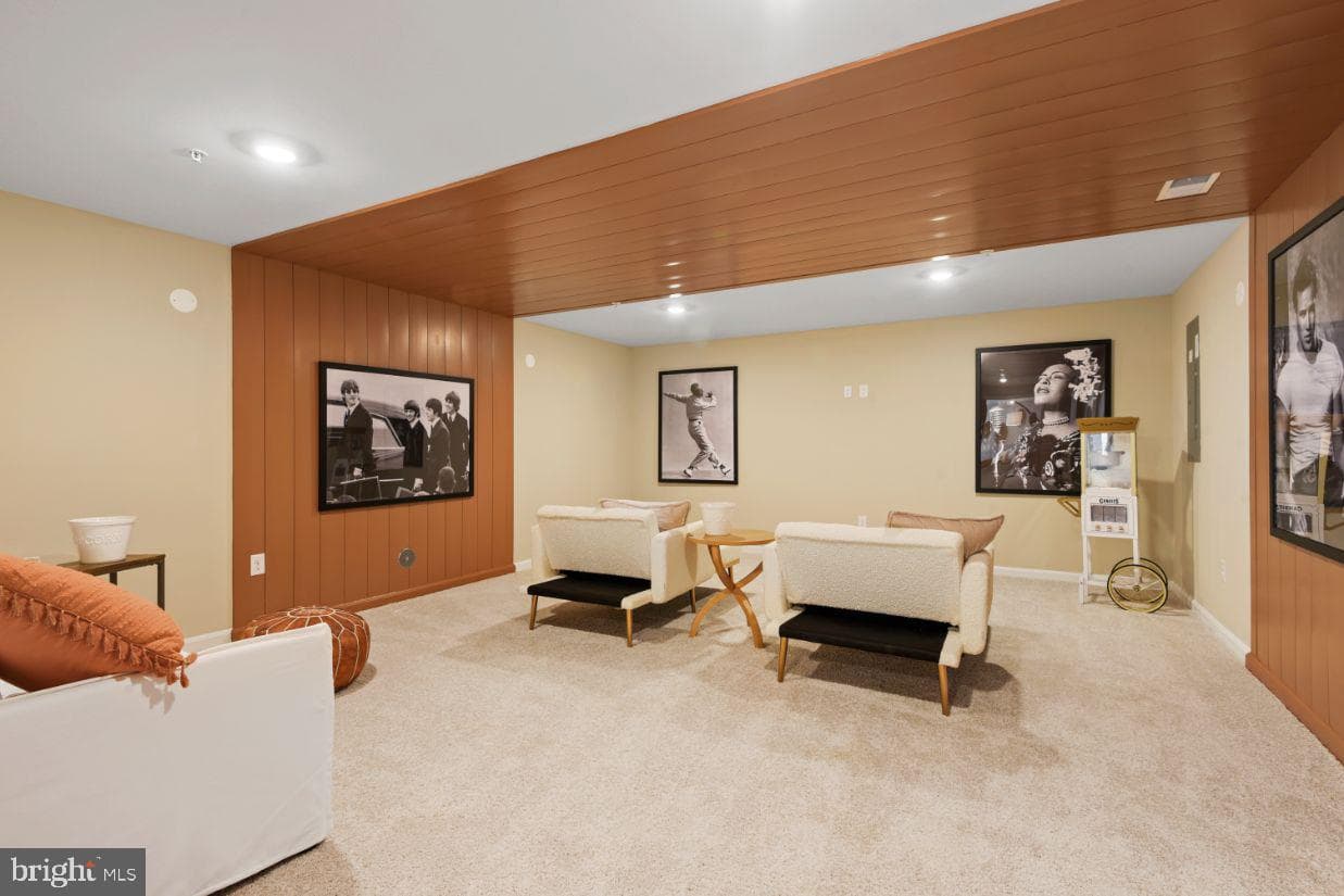 472 Ensemble Way photo 31