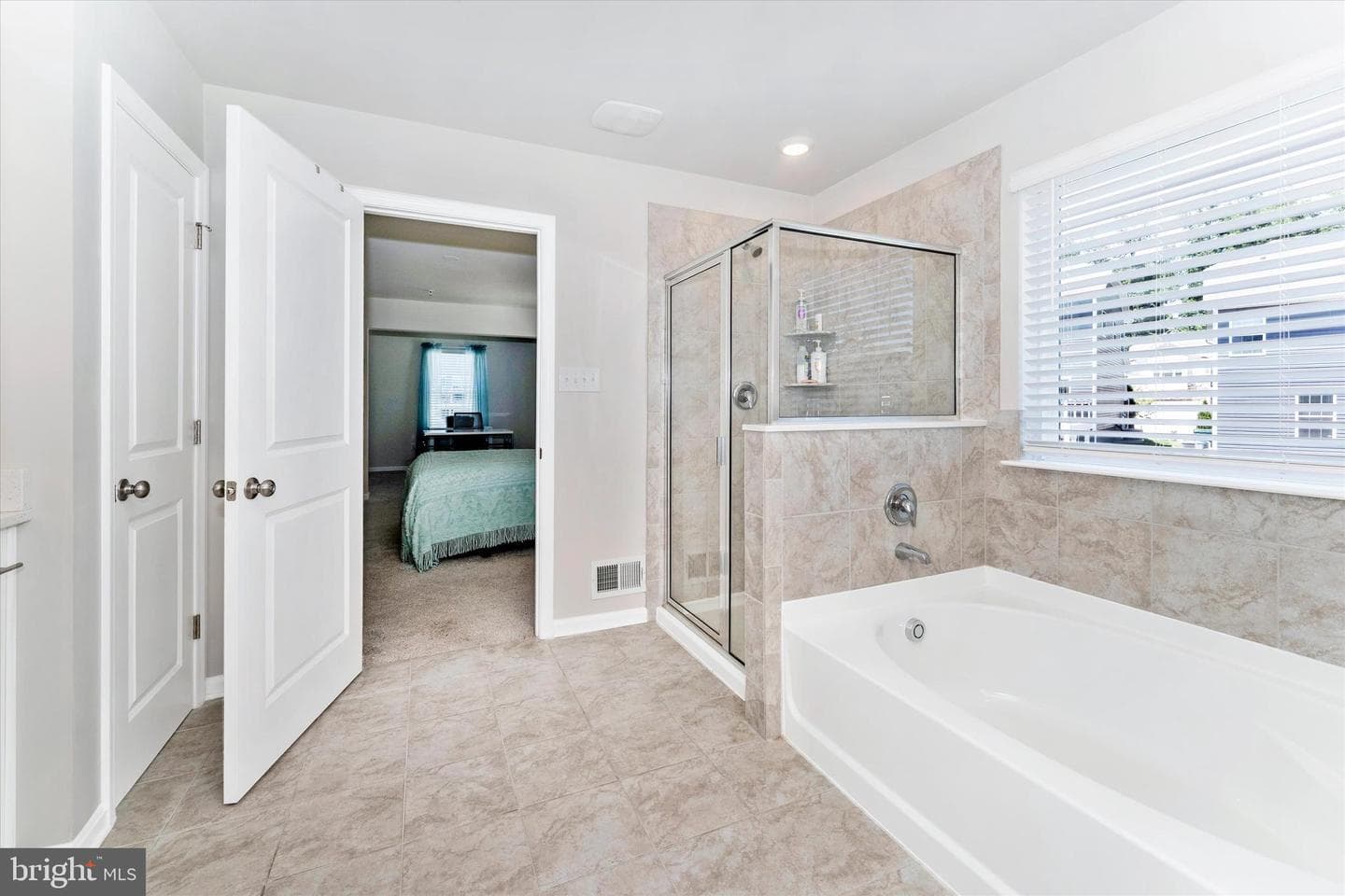 5774 Guilford Garden Terrace photo 37