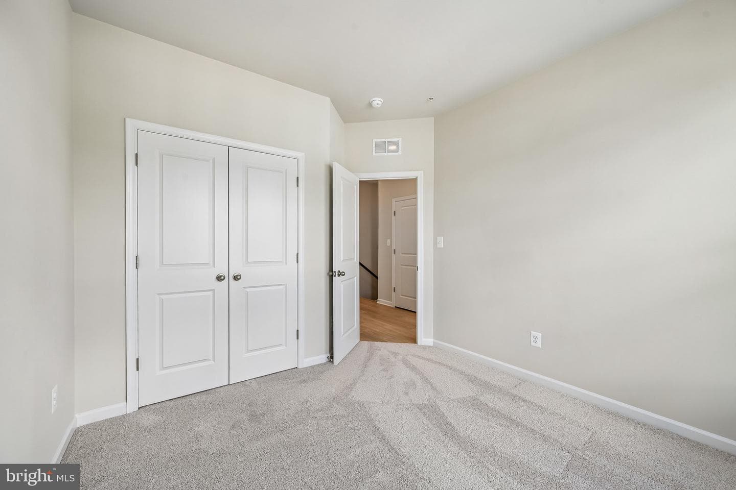 2109 Peace Lily Lane photo 32