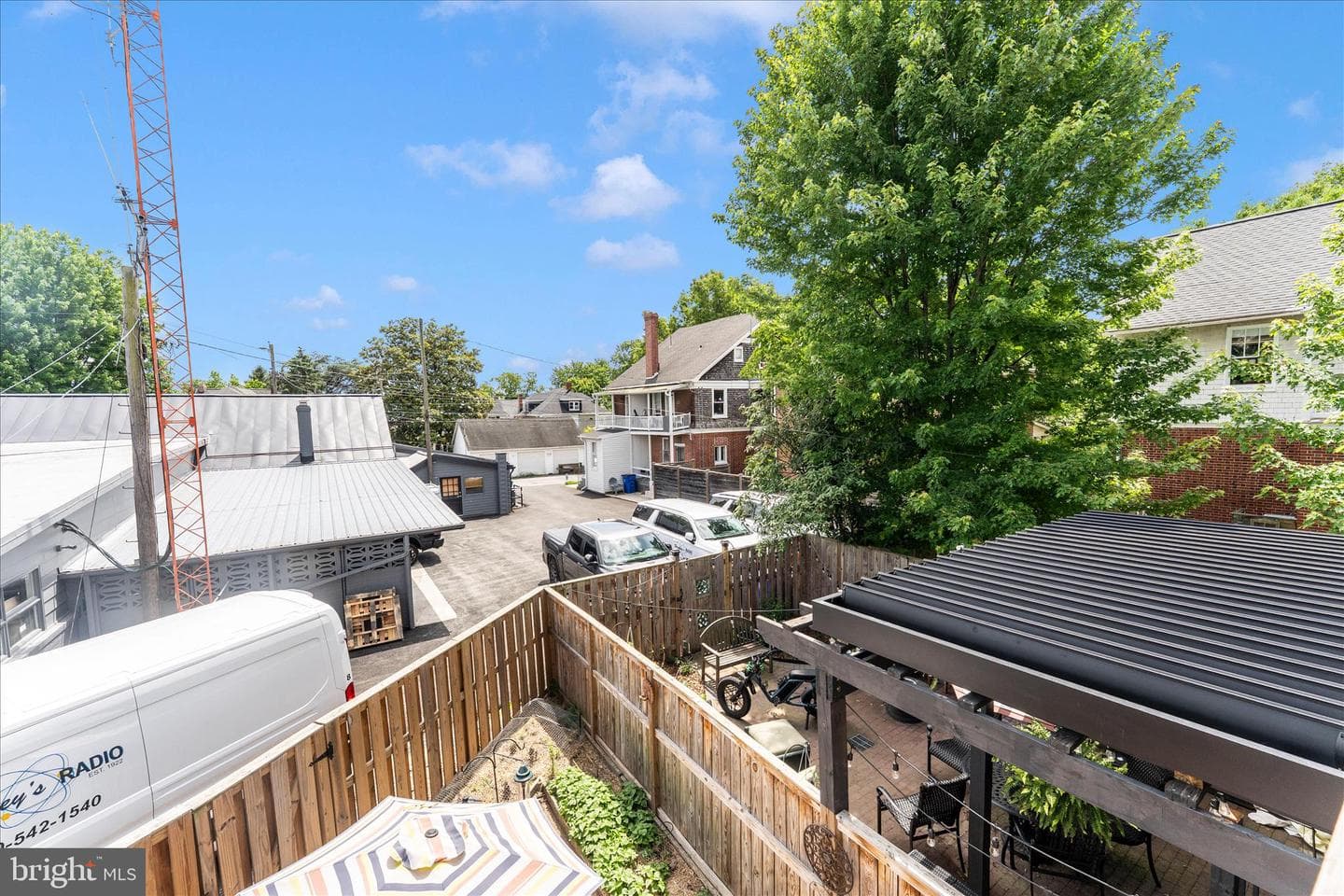 276 W 5th Street photo 45