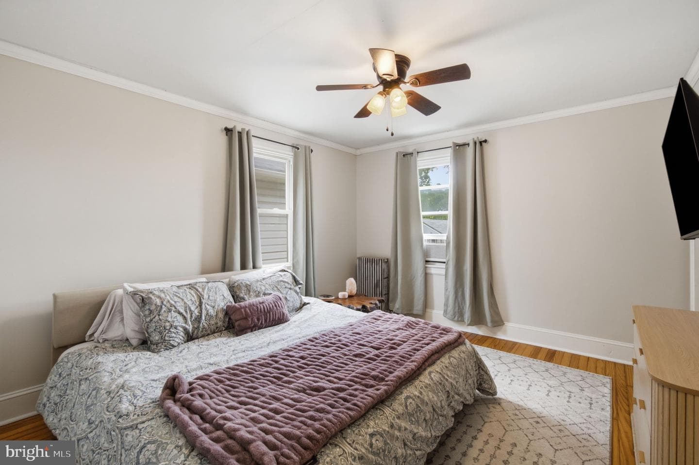 552 E Church Street photo 6