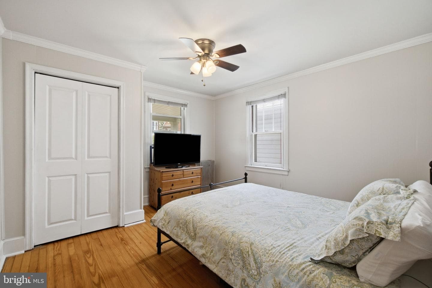 552 E Church Street photo 9