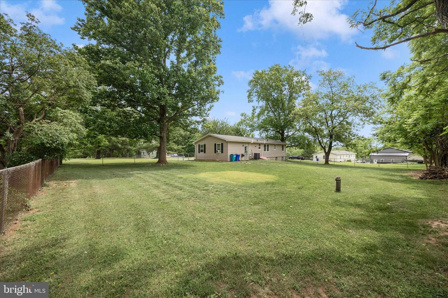 6901 Trout Lane photo 46