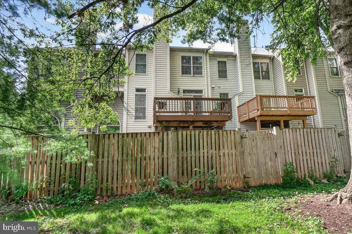 112 Toll House Court photo 45