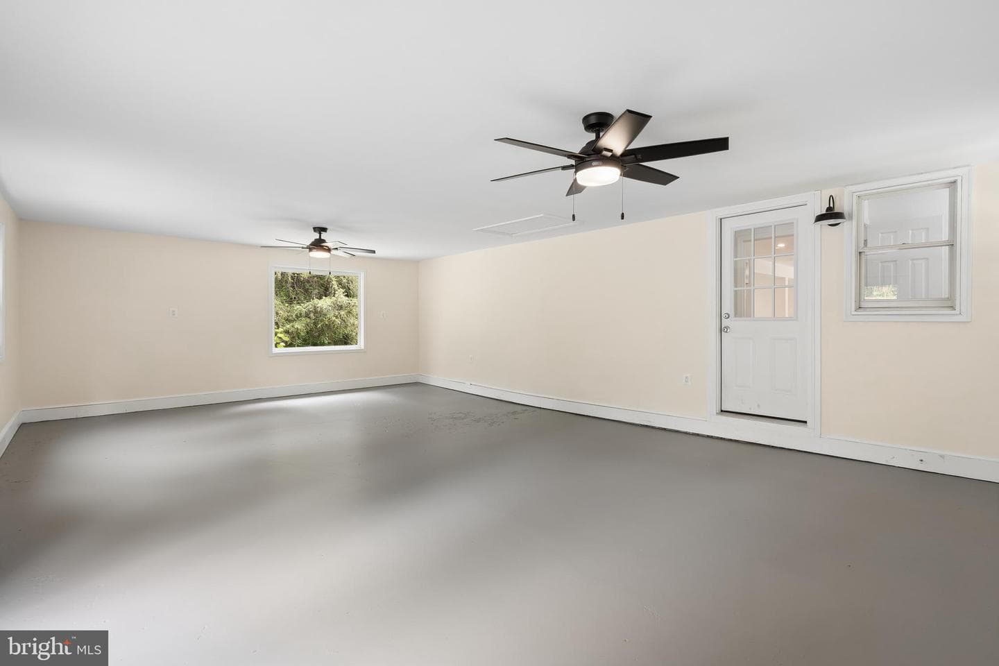 8323 Sharon Drive photo 6