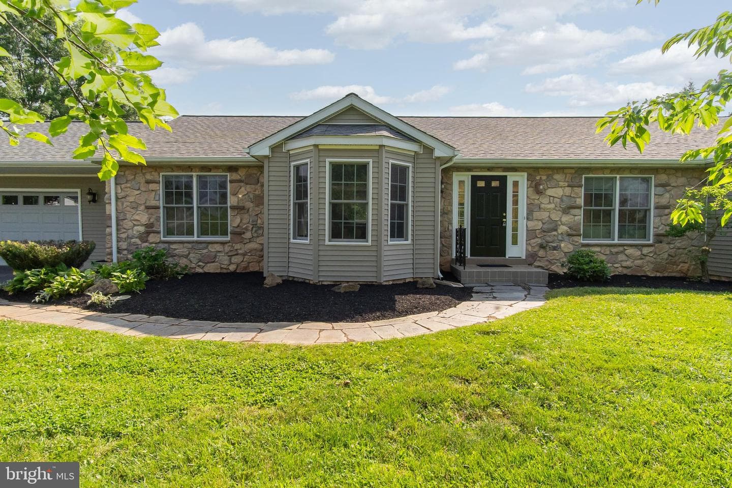8613 Hollow Road photo 3