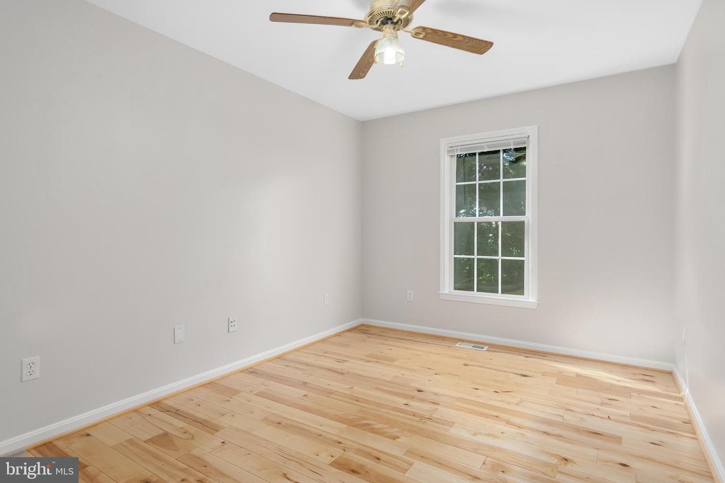 8613 Hollow Road photo 40