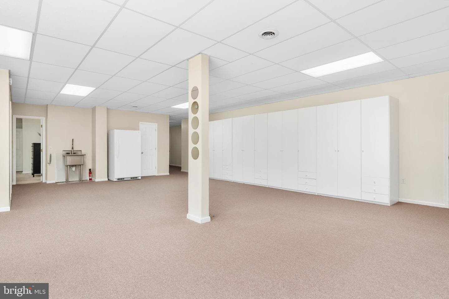 8613 Hollow Road photo 46