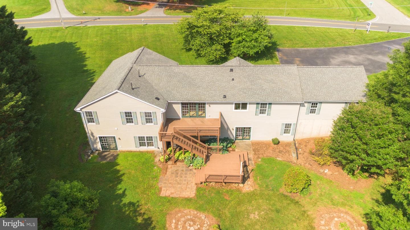 8613 Hollow Road photo 83