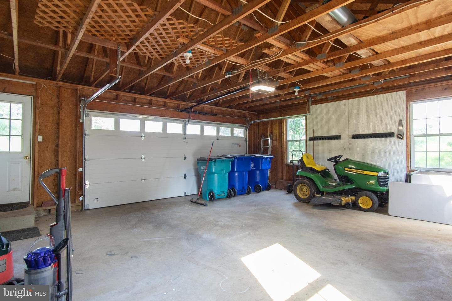 8613 Hollow Road photo 84