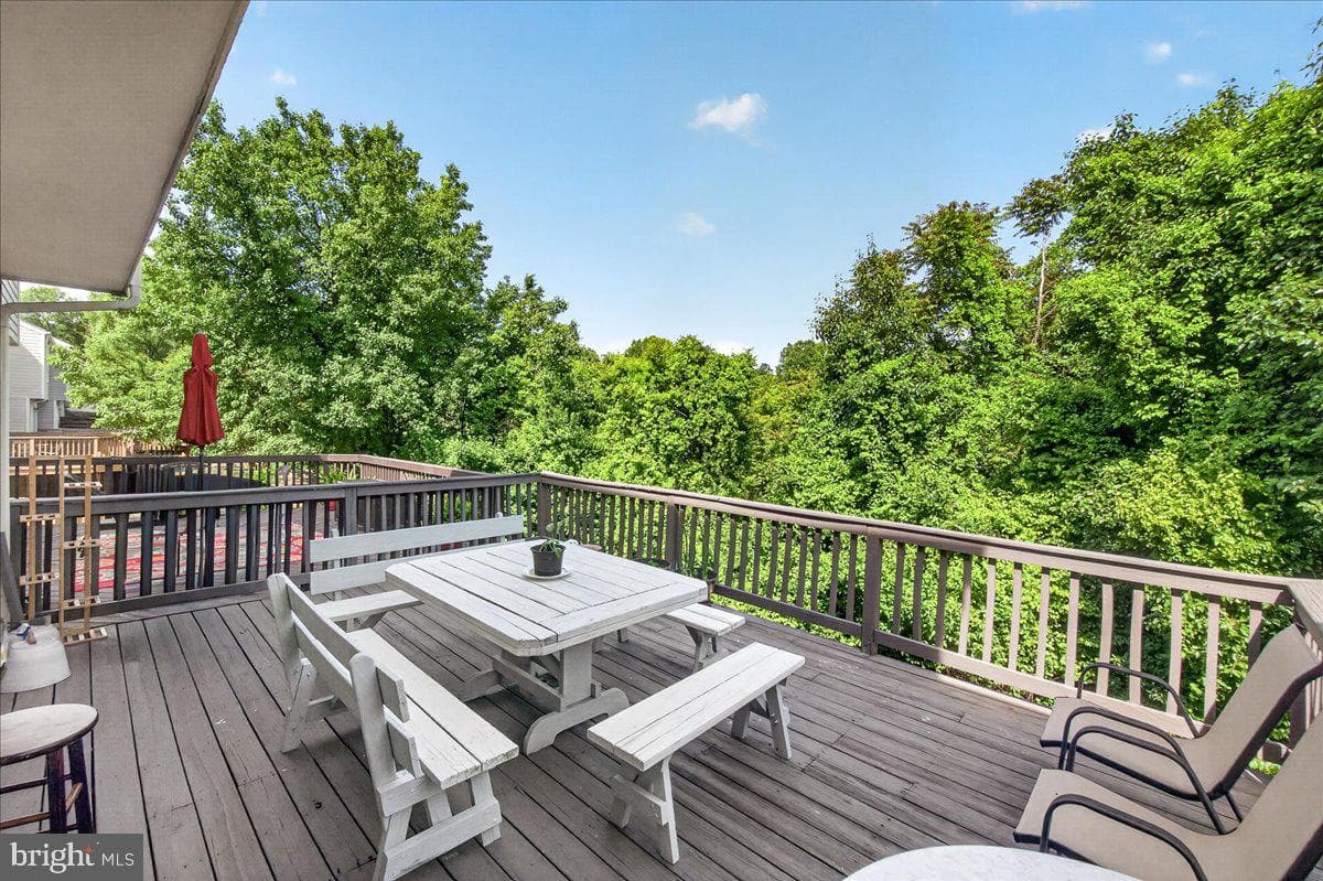 5534 Foxhall Court photo 31