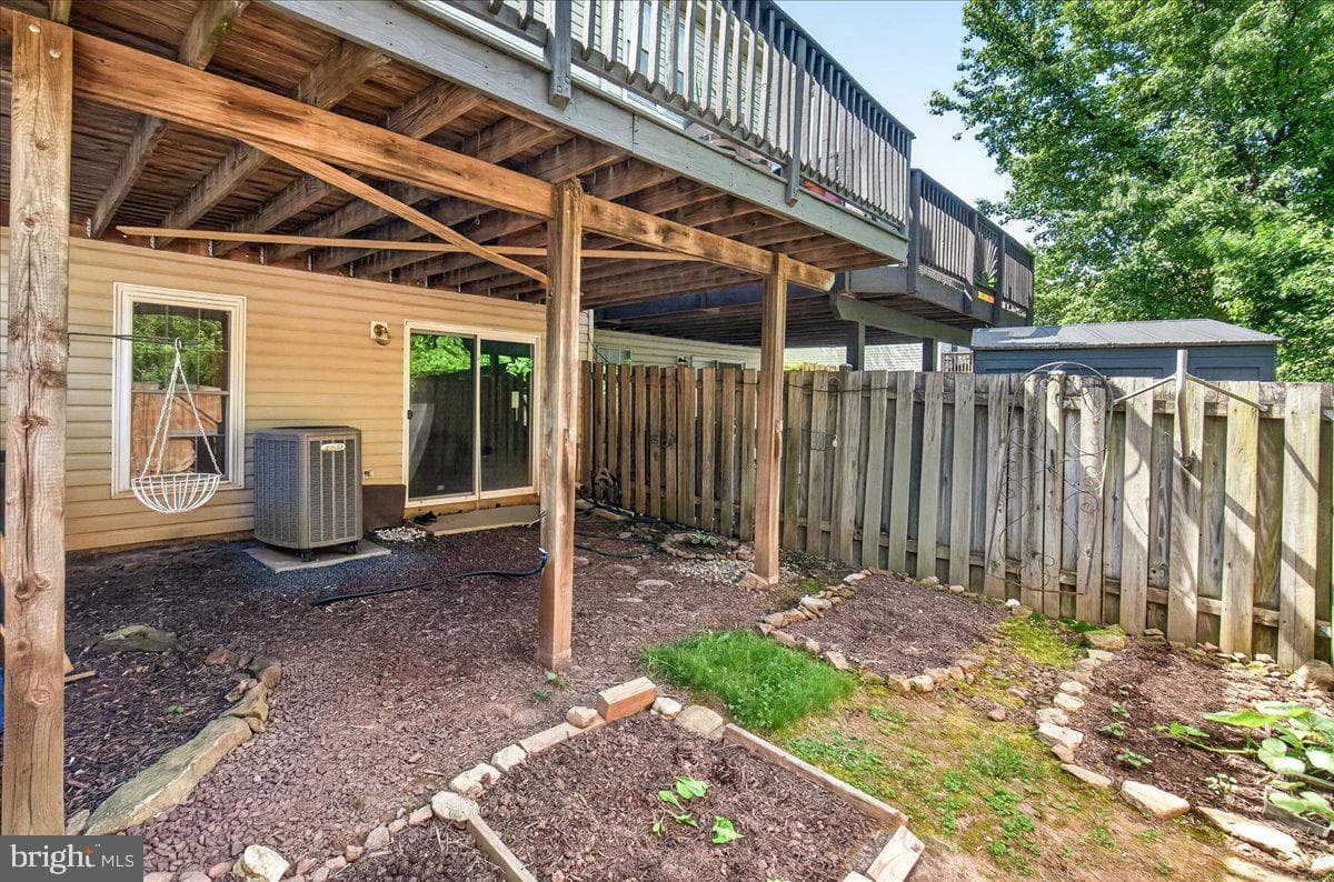 5534 Foxhall Court photo 39