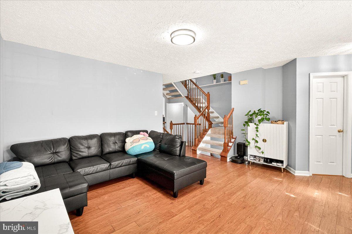 5534 Foxhall Court photo 7
