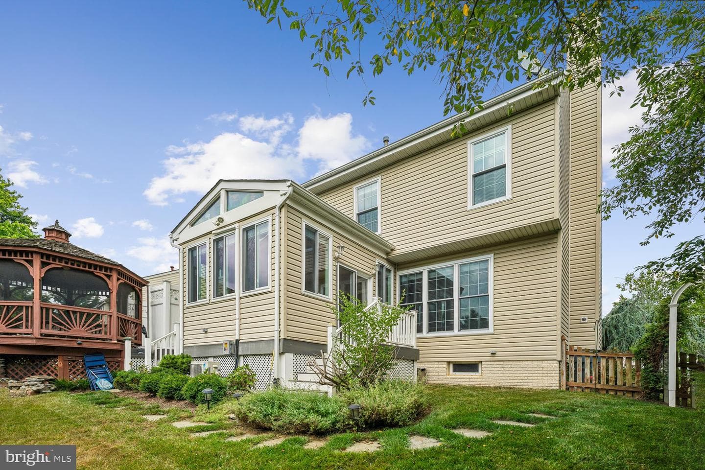 9035 Allington Manor Circle W photo 16