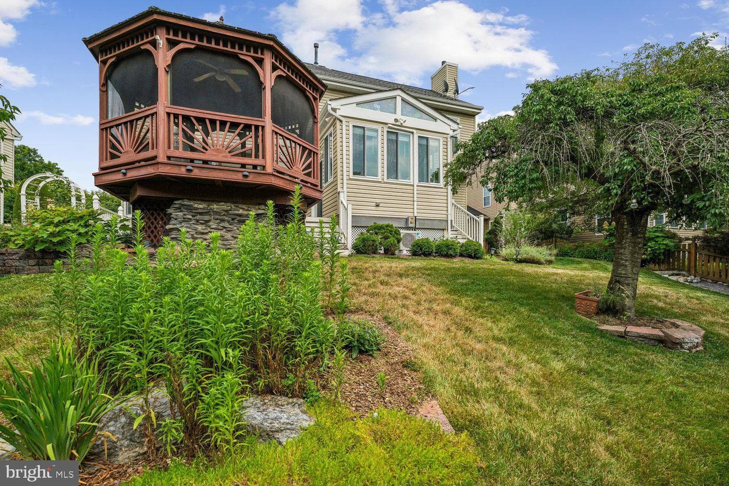 9035 Allington Manor Circle W photo 17