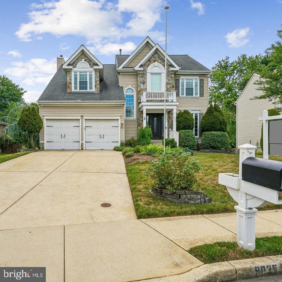 9035 Allington Manor Circle W photo 3