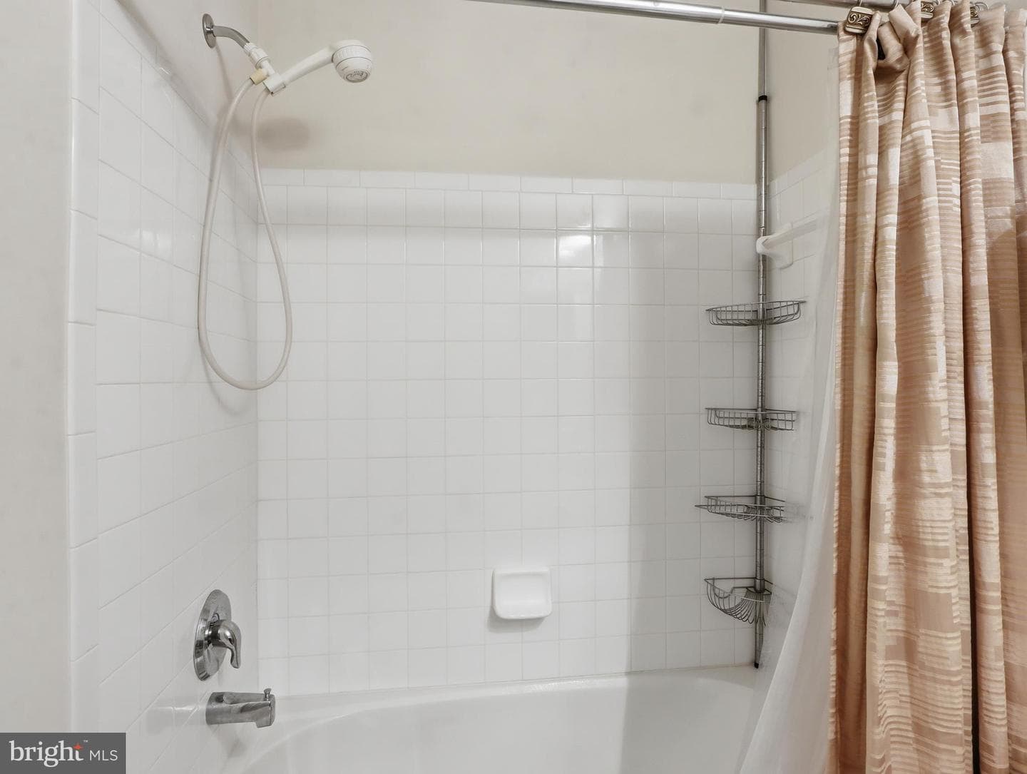 2622 Island Grove Boulevard photo 106