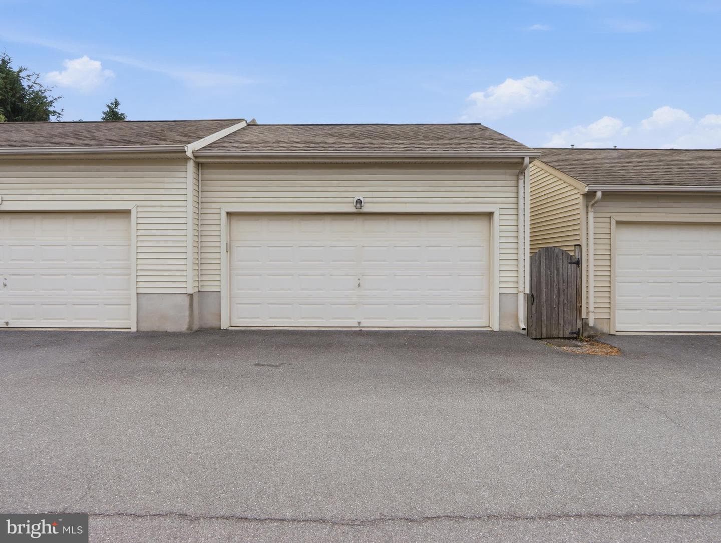 2622 Island Grove Boulevard photo 117