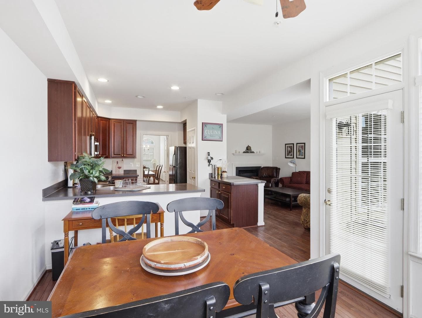 2622 Island Grove Boulevard photo 127