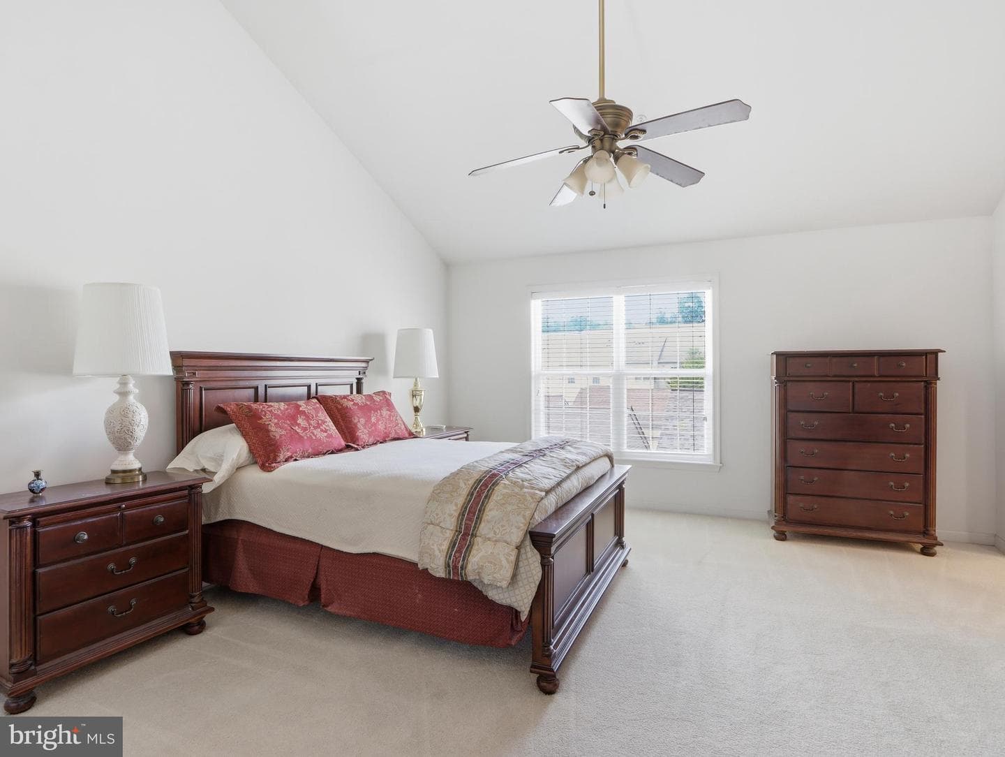 2622 Island Grove Boulevard photo 128