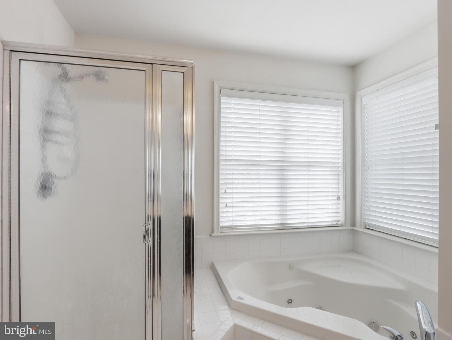2622 Island Grove Boulevard photo 138