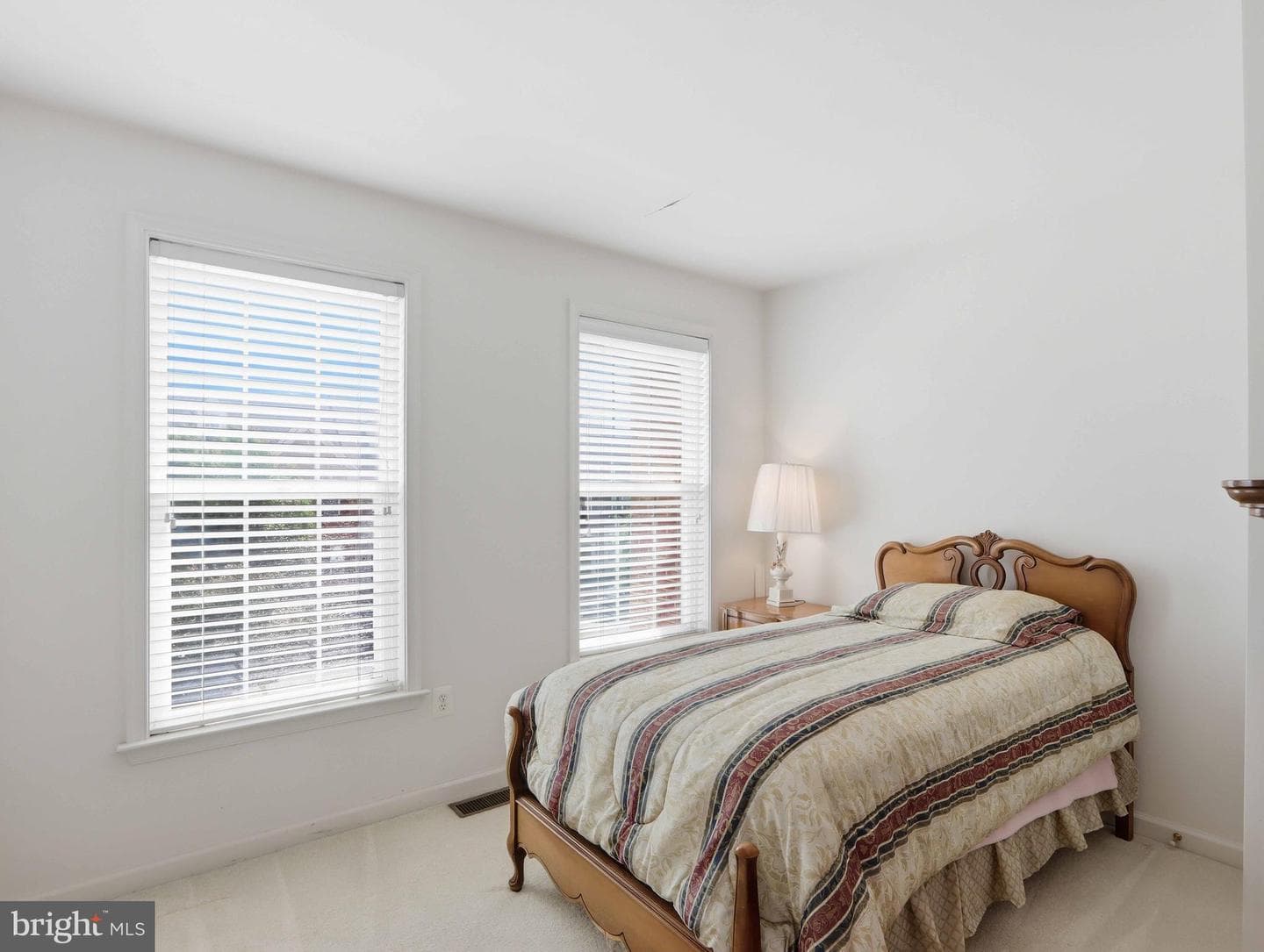 2622 Island Grove Boulevard photo 46