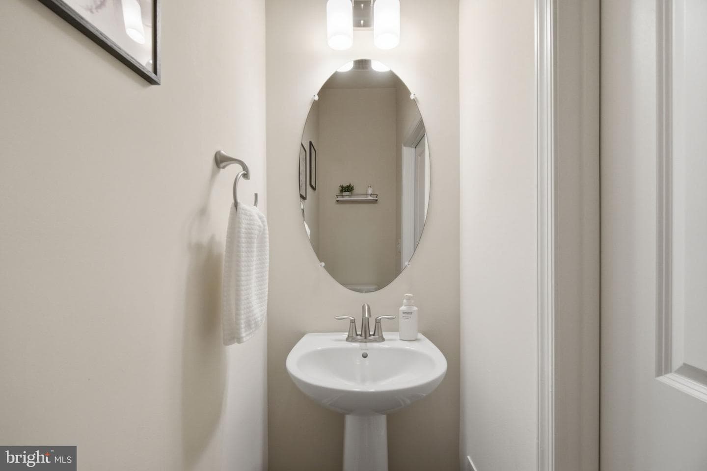 5066 Judicial Way photo 18