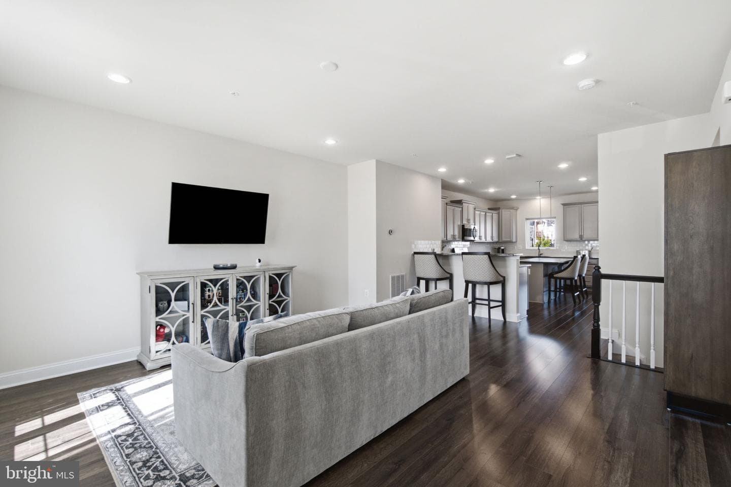 5066 Judicial Way photo 9