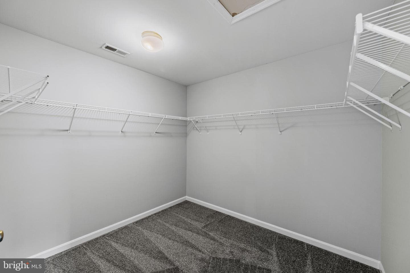 11228 Country Club Road photo 32