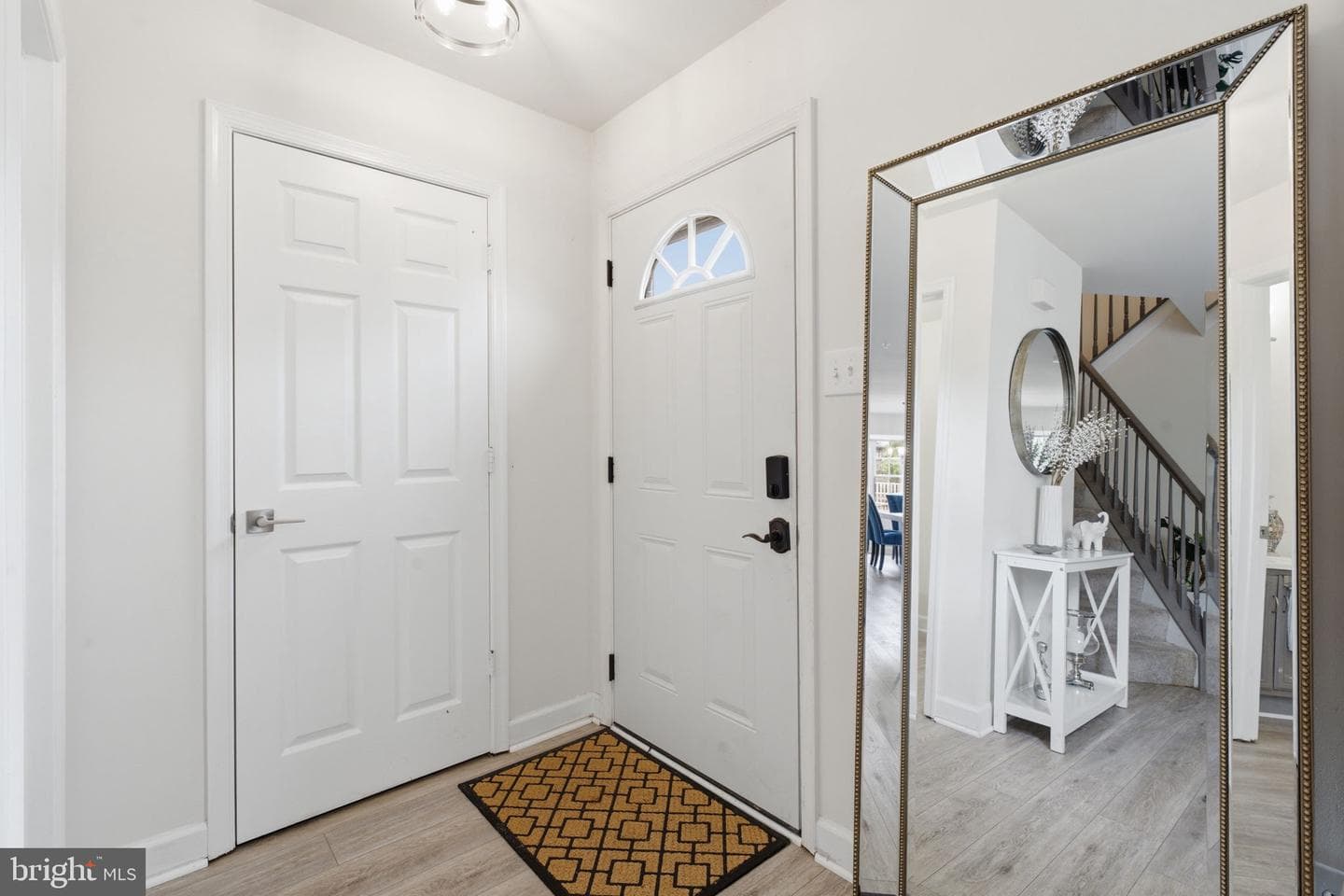 5624 Rockledge Court photo 4