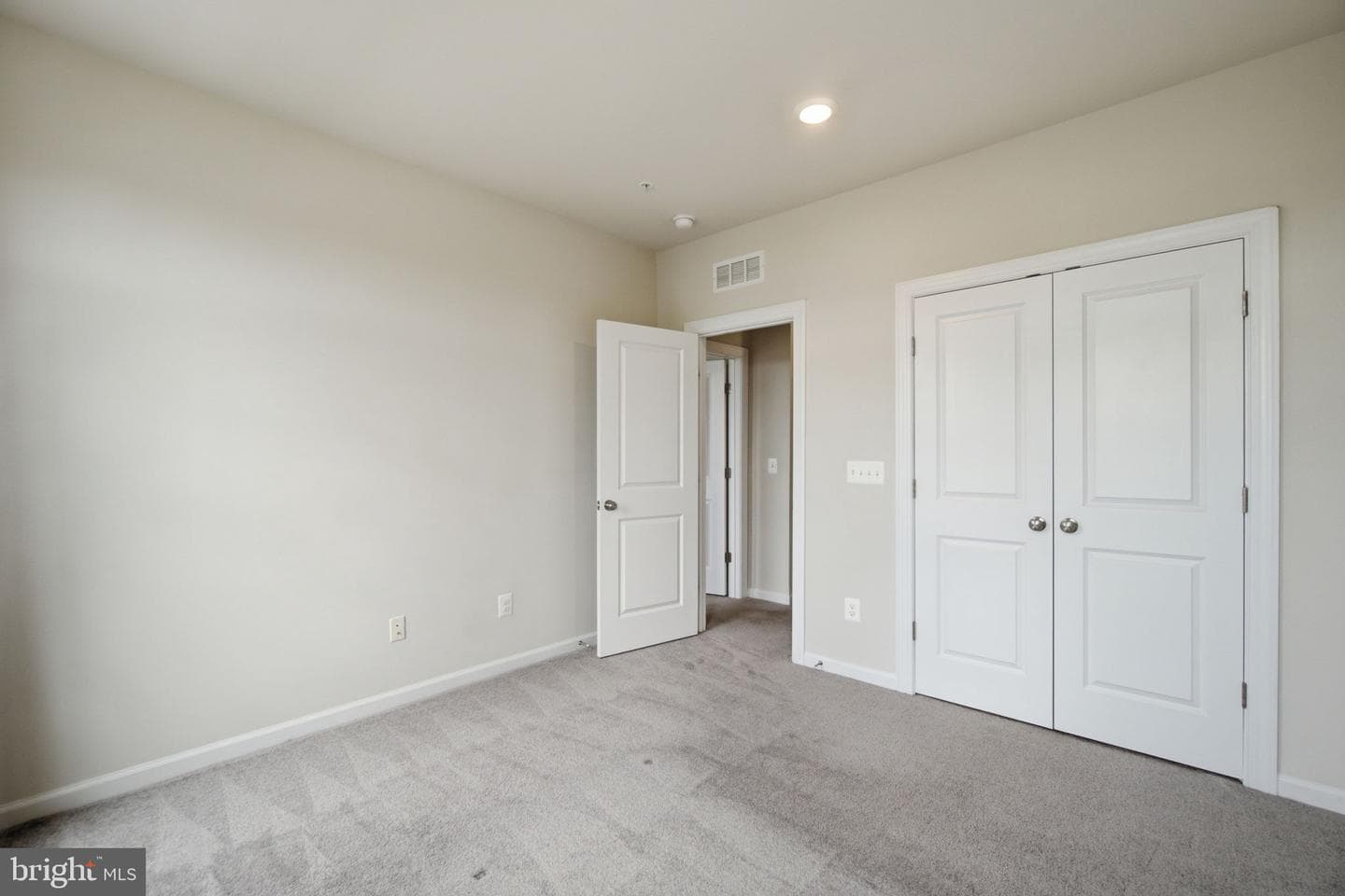 4922 Macdonough Place photo 20