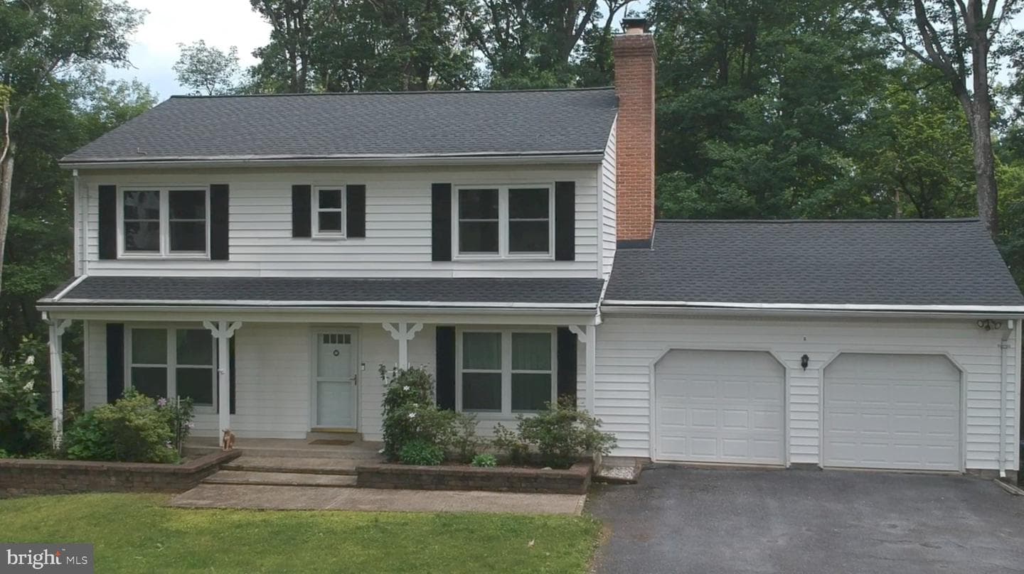 13594 Skyview Terrace W, Mount Airy