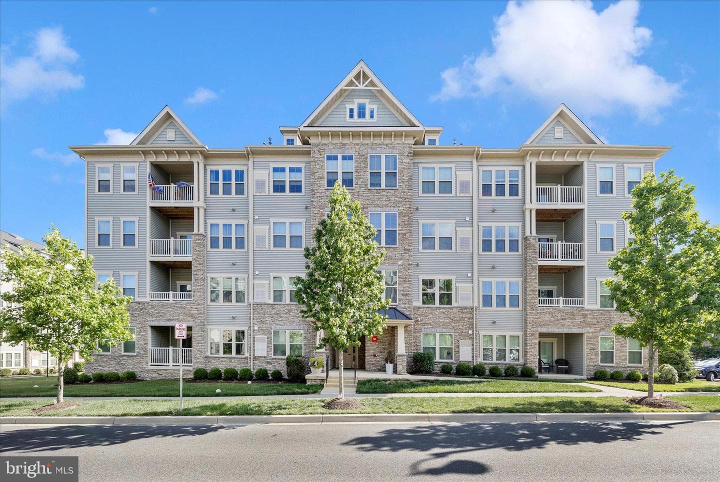 10280 Hopewell Street #302 photo 2