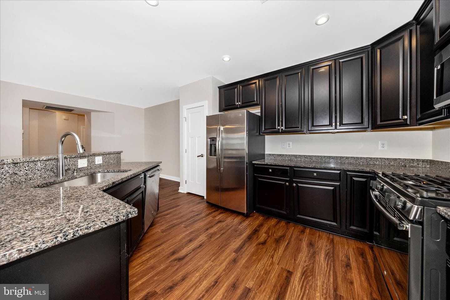 10280 Hopewell Street #302 photo 23