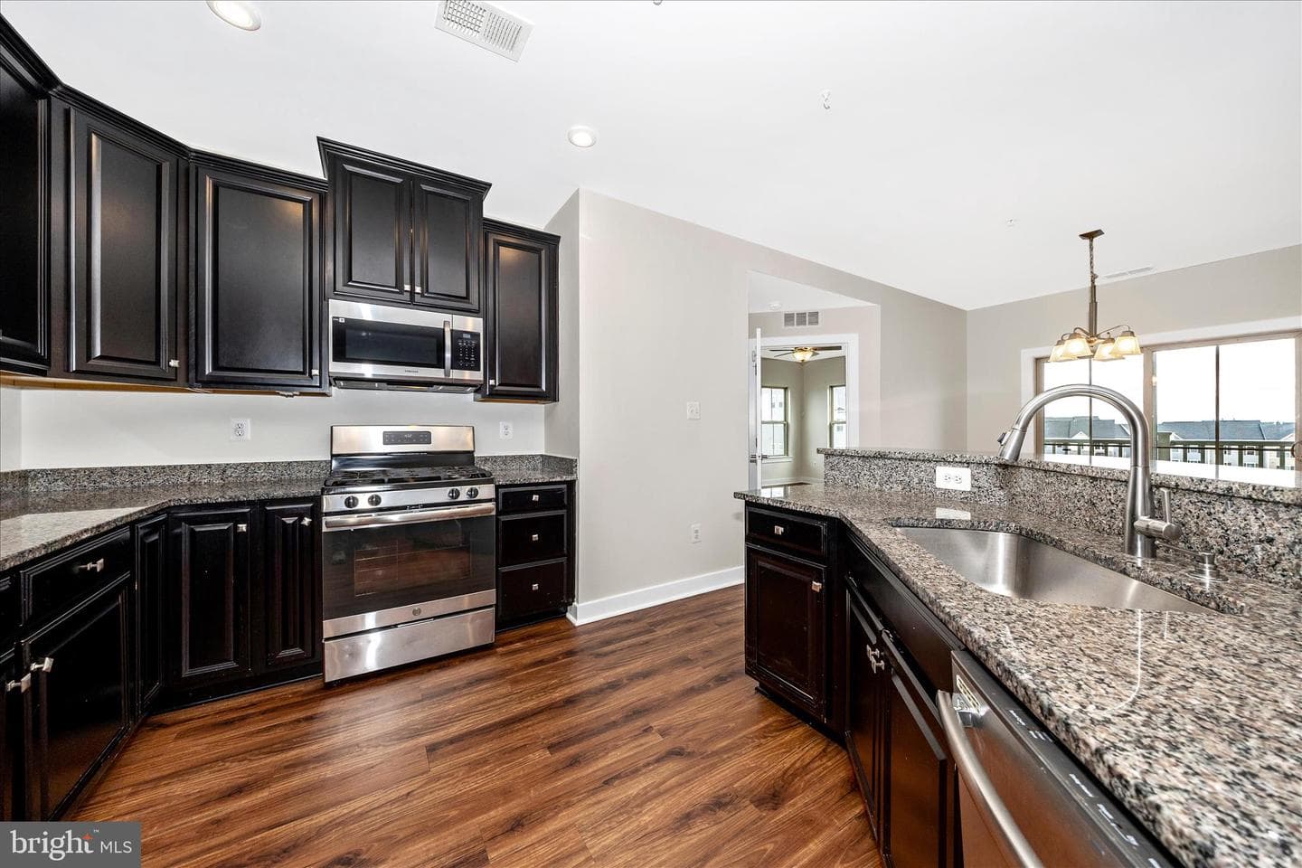 10280 Hopewell Street #302 photo 26
