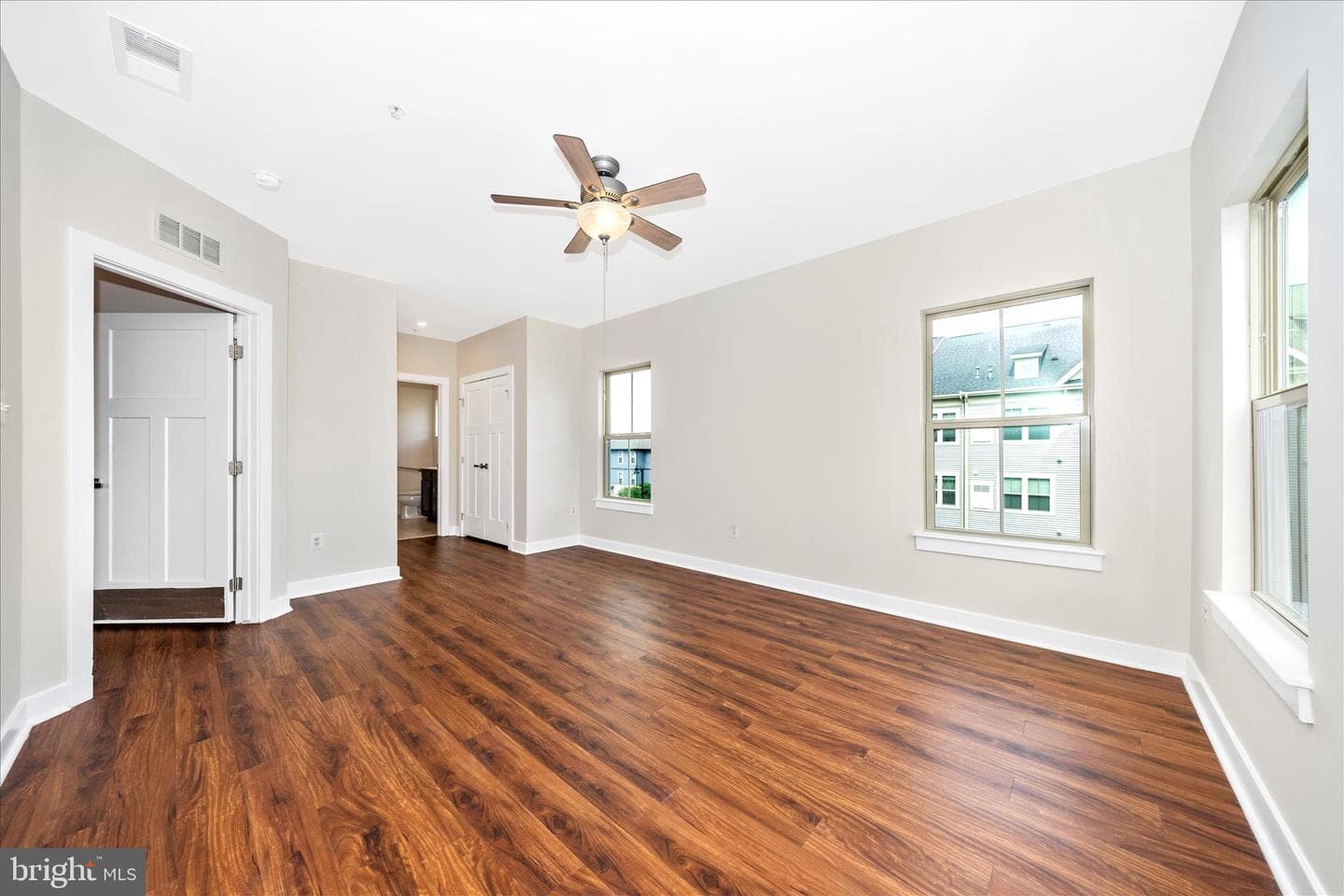 10280 Hopewell Street #302 photo 32