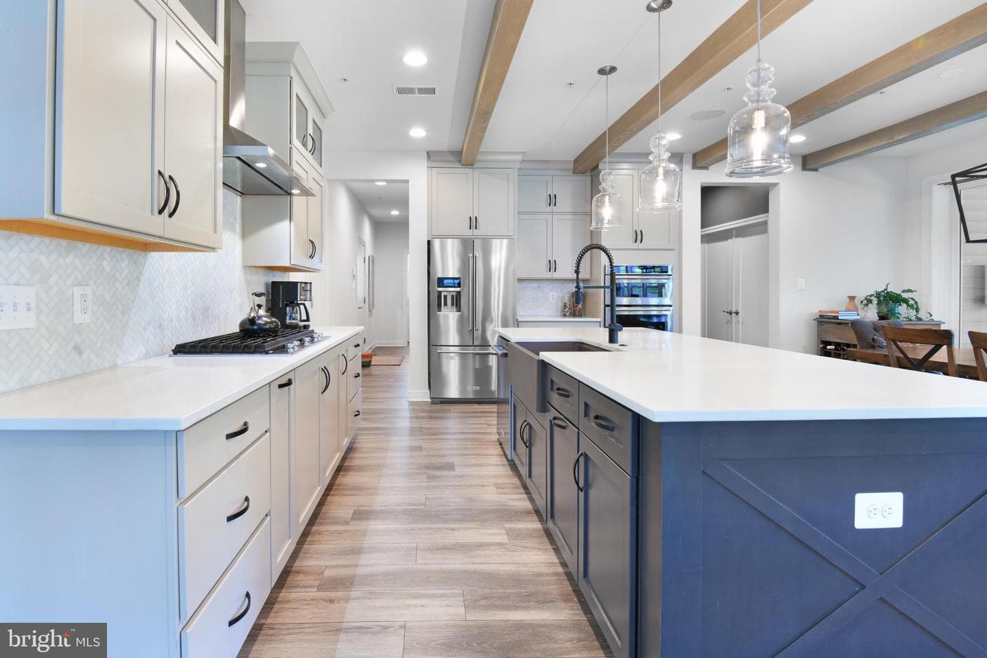 4756 Plum Road, Monrovia