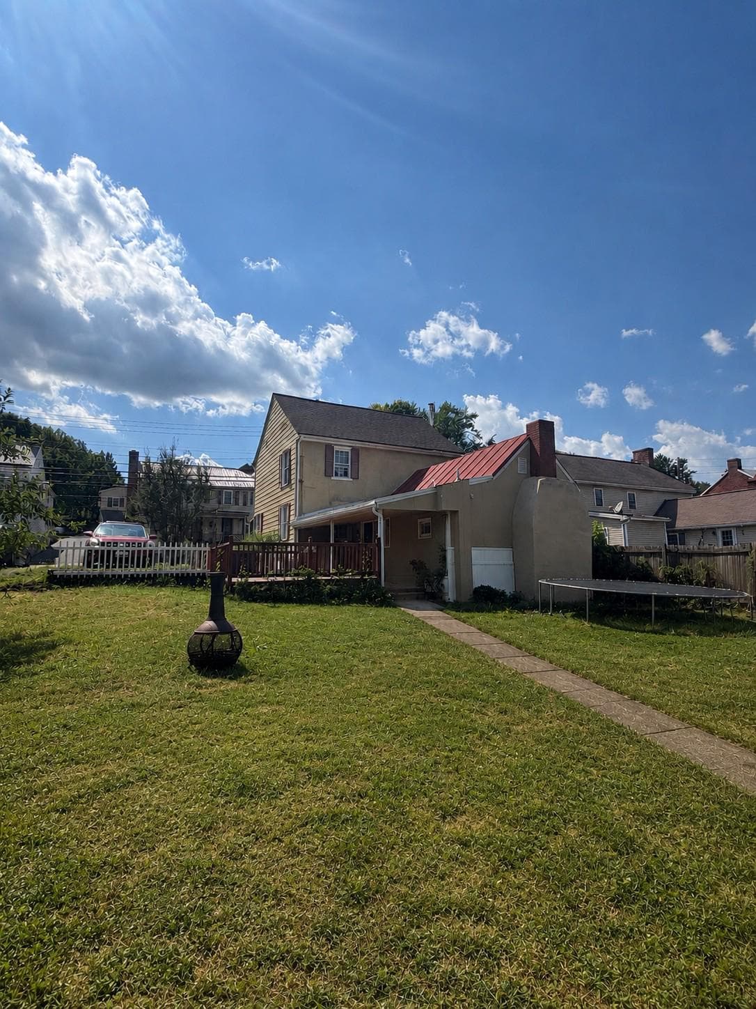 106 N Main Street photo 19