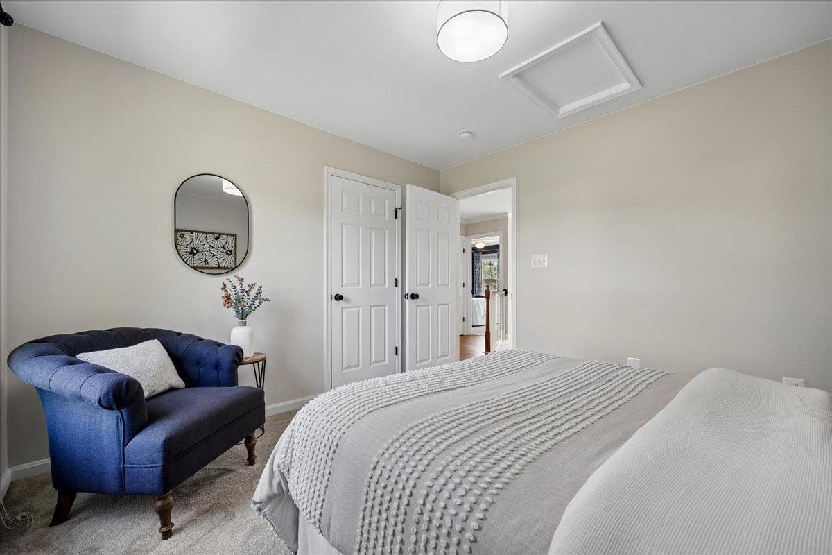 107 Redcloud Court photo 40