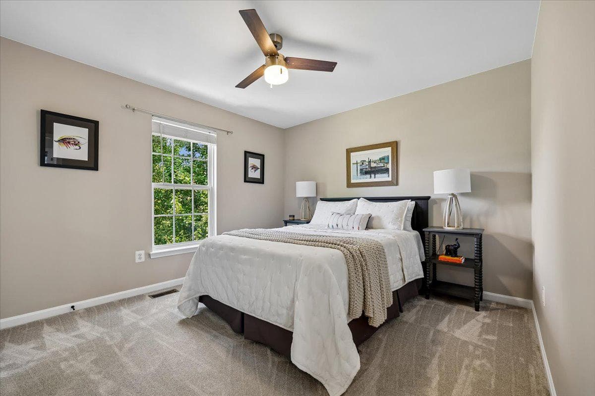 107 Redcloud Court photo 41