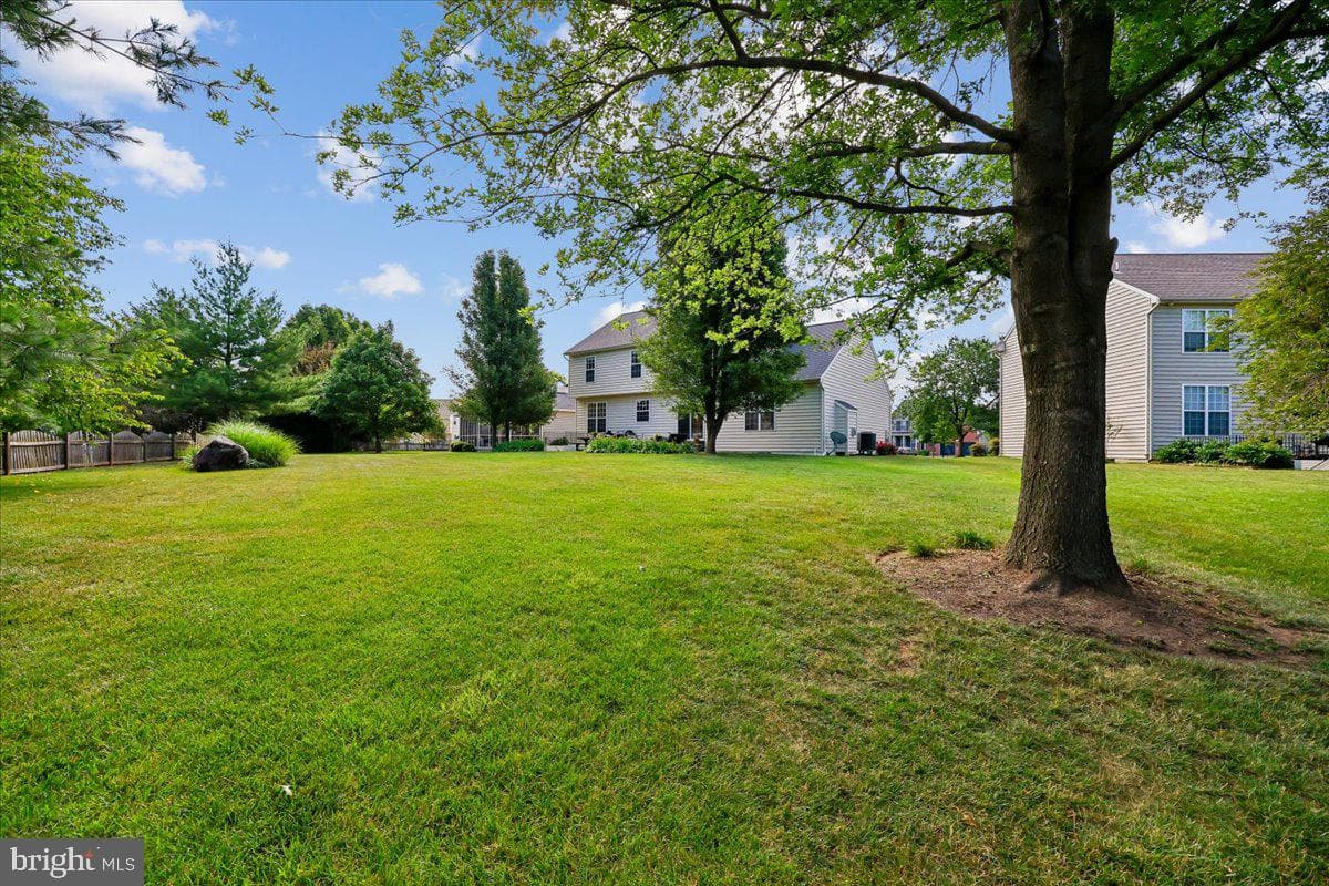 107 Redcloud Court photo 66
