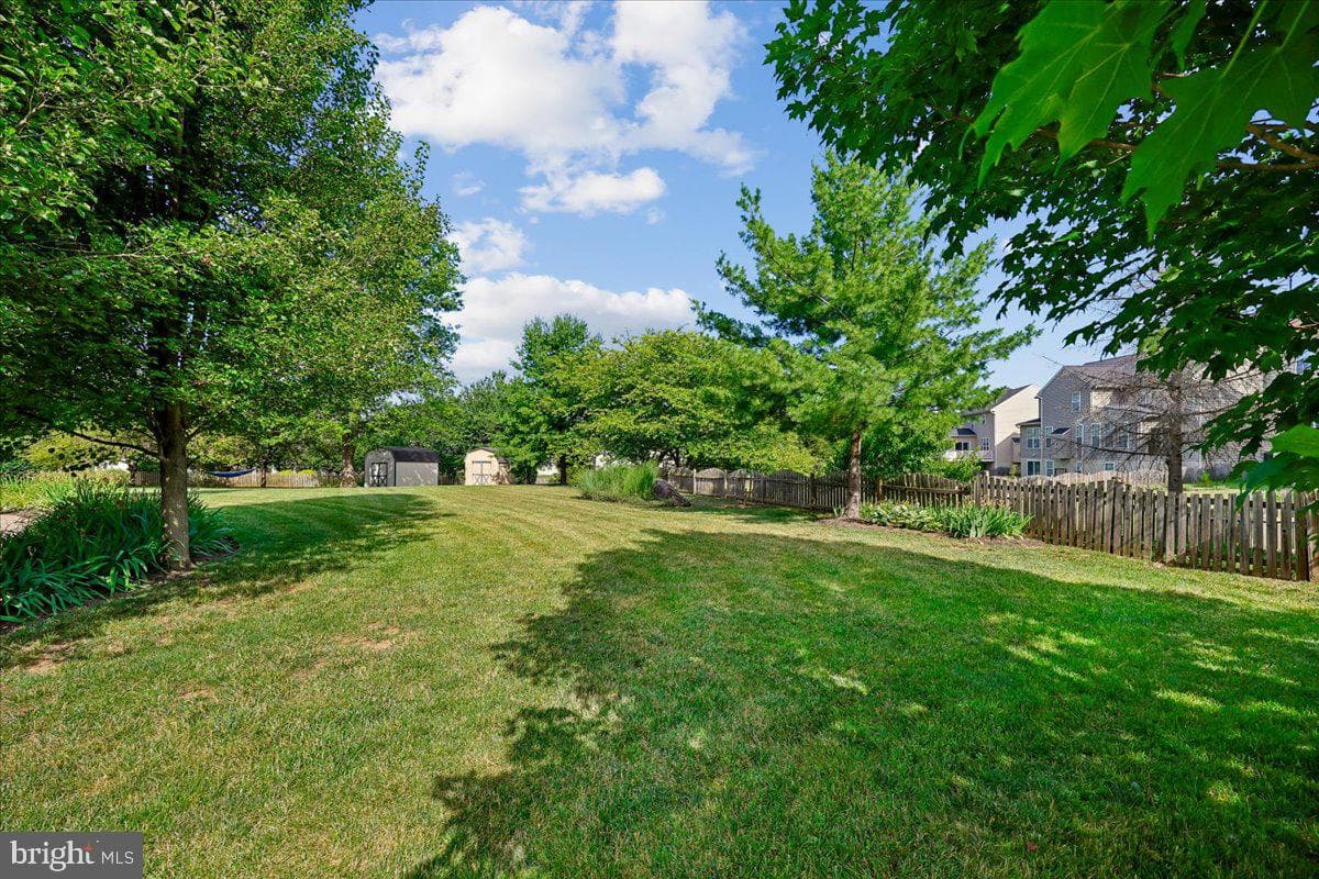 107 Redcloud Court photo 75