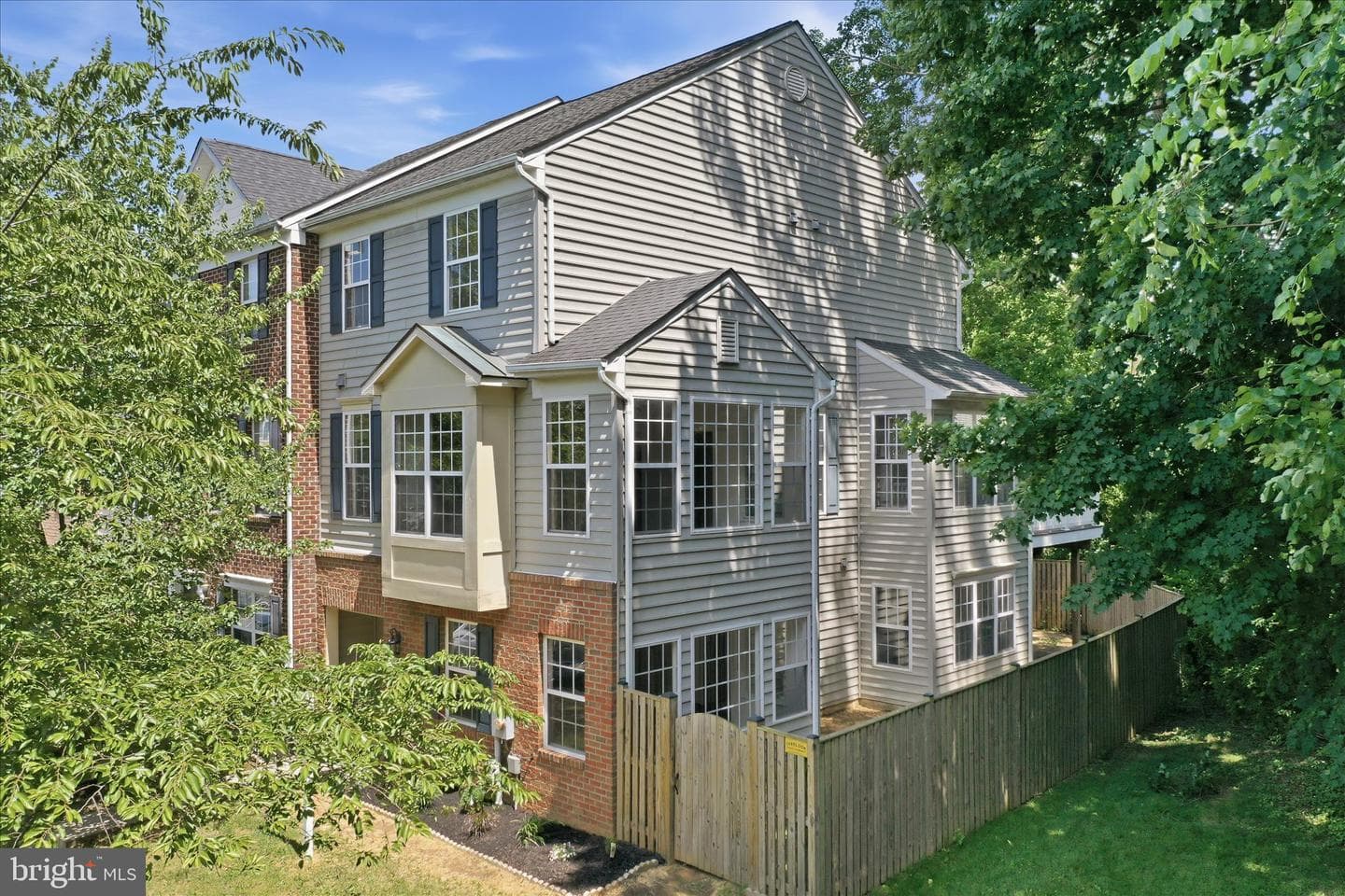 114 Lavenport Circle photo 2