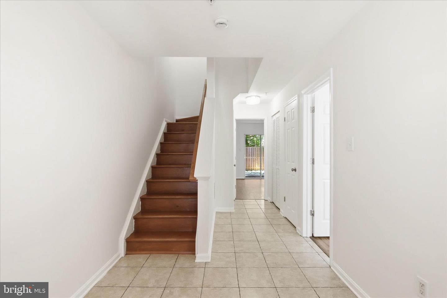114 Lavenport Circle photo 5