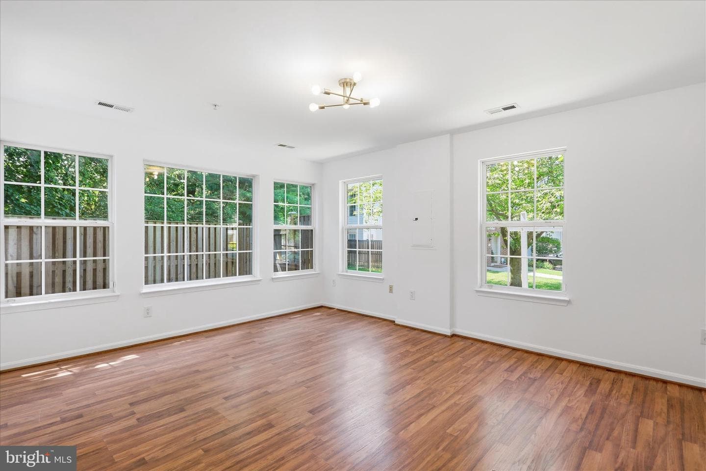 114 Lavenport Circle photo 7